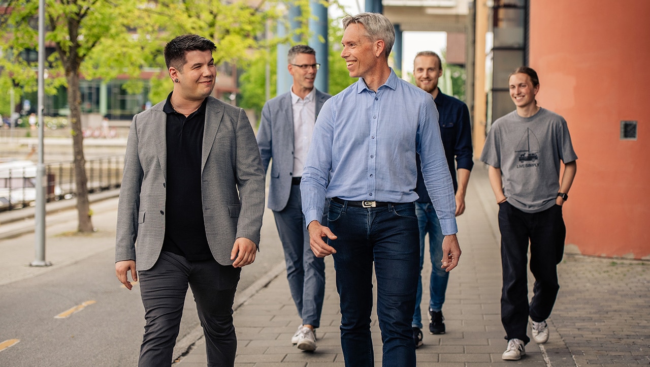 careers colleagues walking