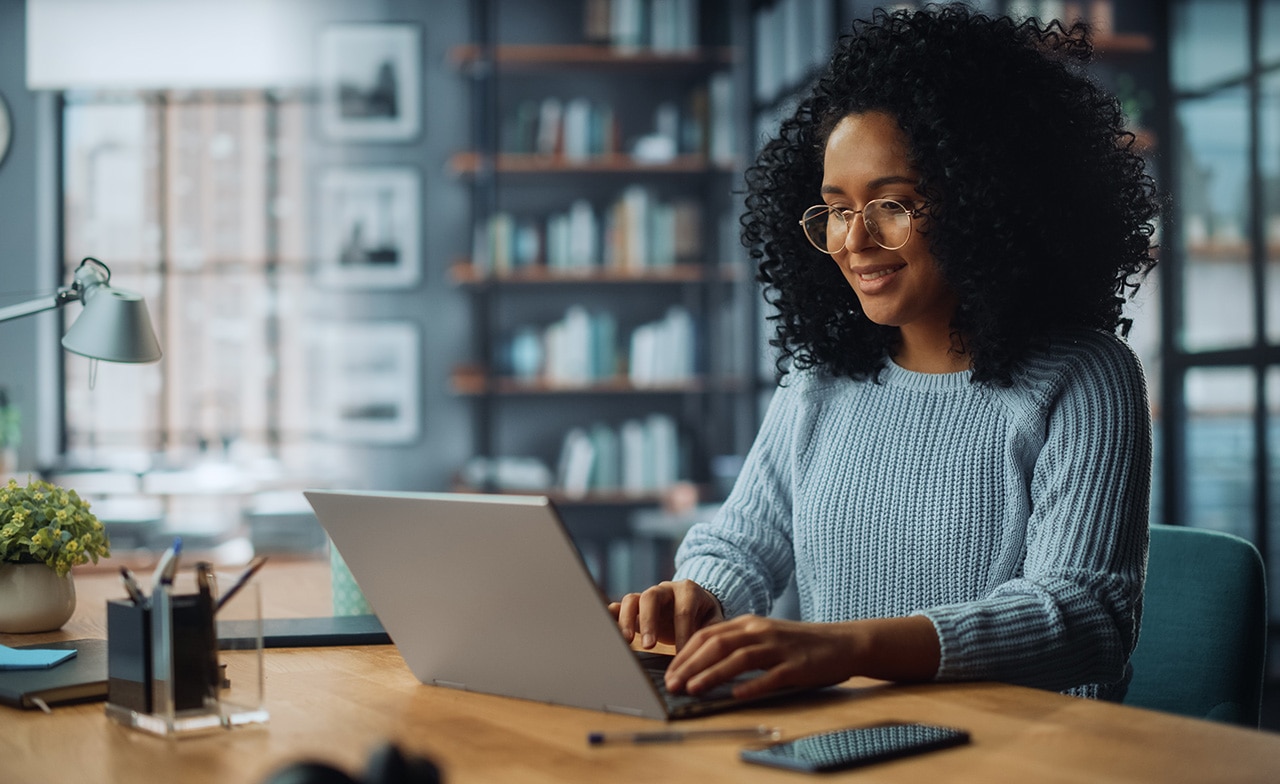 Careers - women with laptop Careers - women with laptop