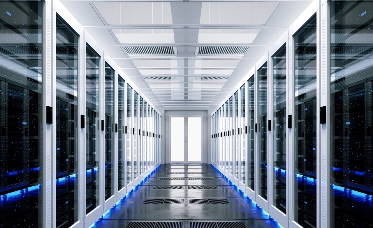 Serverinfrastruktur als Grundlage für die Implementierung eines AI Playgrounds mit skalierbarer Cloud Plattform, Data Lake Anbindung und sicherer Datenverarbeitung für Machine Learning Use Cases