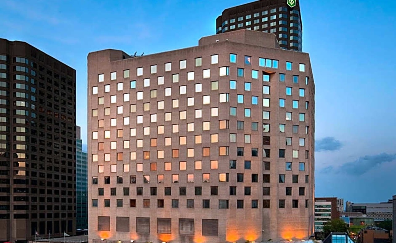 DoubleTree by Marriott | Montreal, Canada