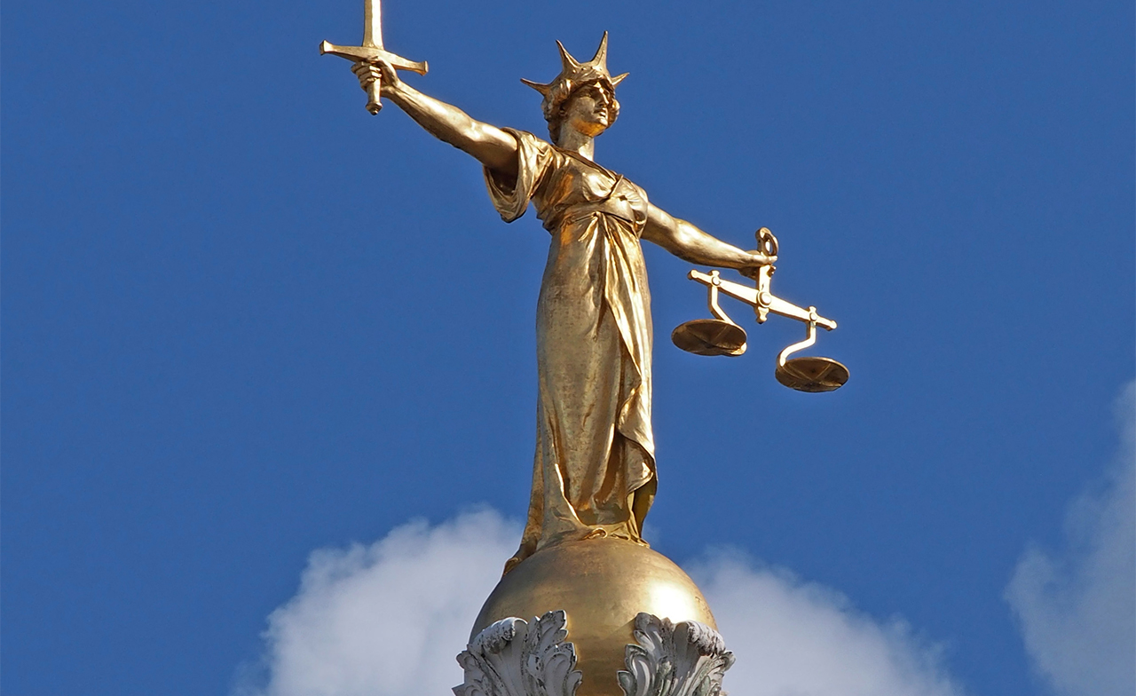 Lady justice on the old bailey