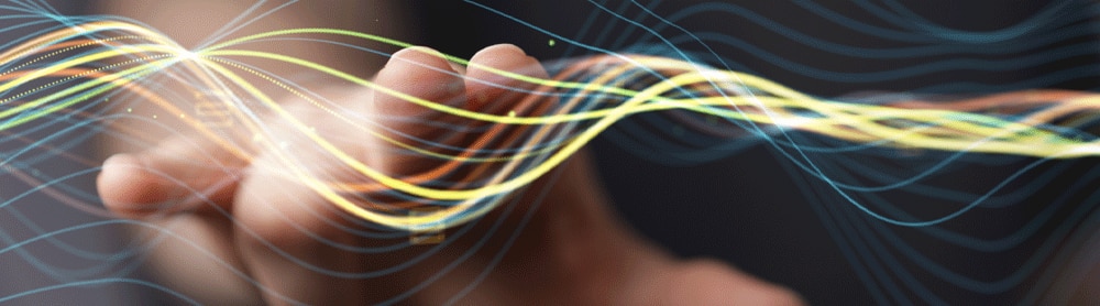 Main touchant une onde numérique Main touchant une onde numérique