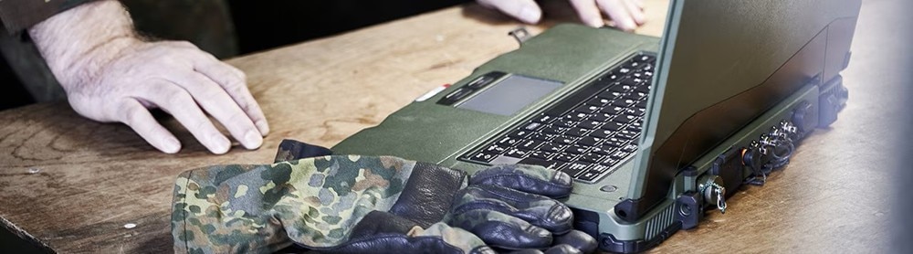 Geschütztes mobiles Endgerät im militärischen Einsatzkontext zur hochsicheren Kommunikation