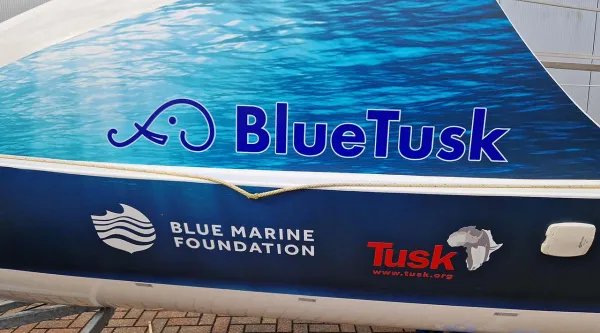 Side panel of Vodafone Blue Tusk Team boat