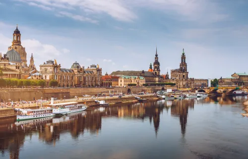 Dresdner Altstadt an der Elbe zum CGI AI Hackathon bei den Silicon Saxony Days 2026