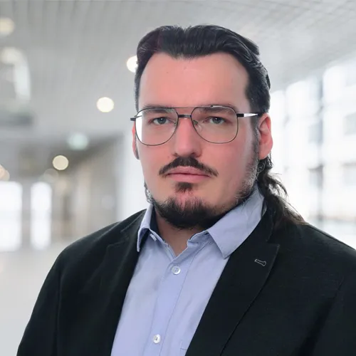 Bernhard Hering, CGI