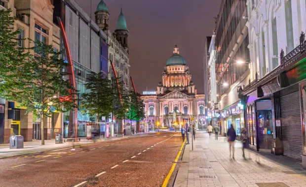 Belfast City Hall at night