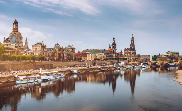 Dresdner Altstadt an der Elbe zum CGI AI Hackathon bei den Silicon Saxony Days 2026