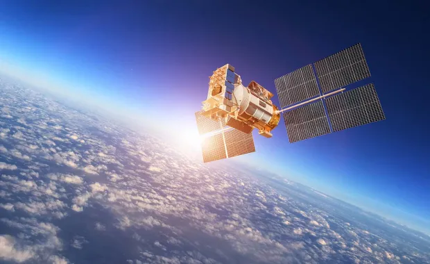 satelitt above the earth