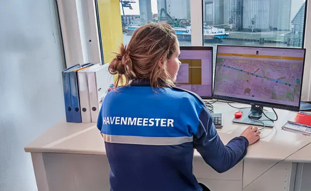 Eén standaard voor walstroom en havengeld in alle binnenhavens