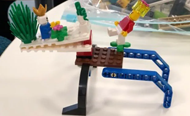 Kuvituskuvassa lego serious play -työpajassa tehty rakennelma