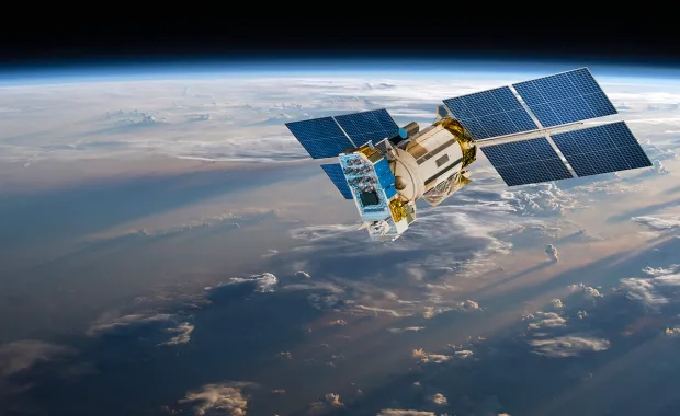 Weltraum-Satellit über der Erde