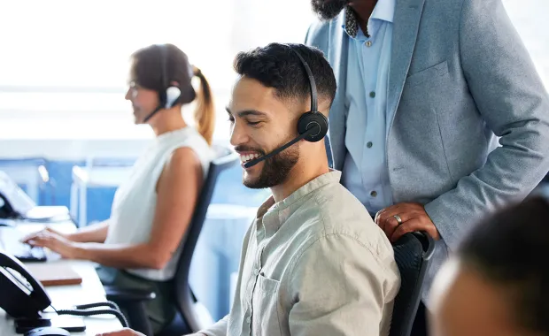 Tekoäly ja personointi – näin pankit ja vakuutusyhtiöt voivat rakentaa aidosti yksilöllisiä asiakaskokemuksia