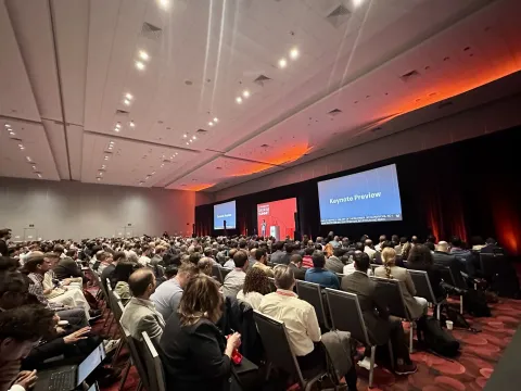 audience at data bricks summit