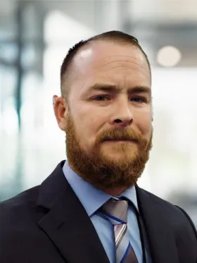 Dan Wedgewood headshot