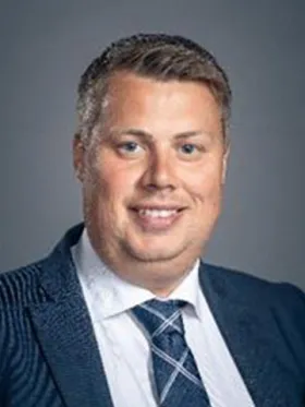 Jan-Christian Sjelvgren, Director, Financial Services