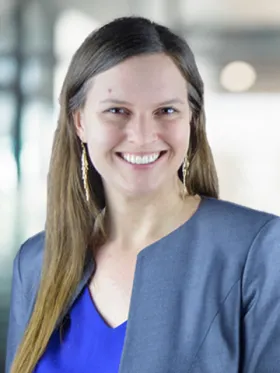 Liza Lunar professional photo