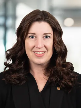 Rebecca Weaver professional photo