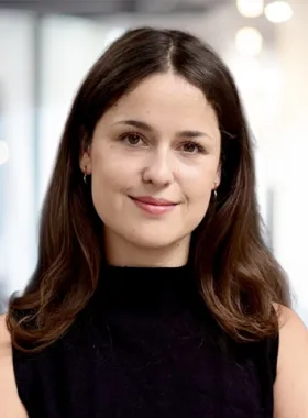 Julia Werra, CGI