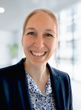Katharina Dubberke