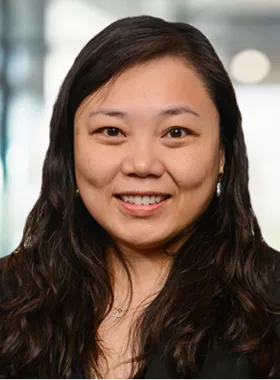 headshot of Louisa Lo