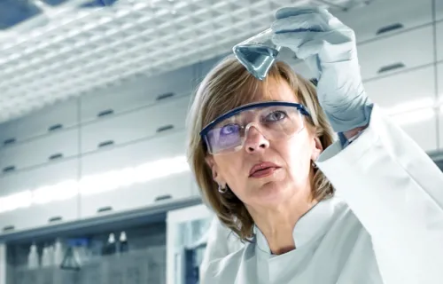CGI - Nouvelle étude clinique : Un traitement potentiel du coronavirus sera testé au Canada dès…