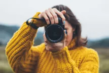 A women clicking a picture