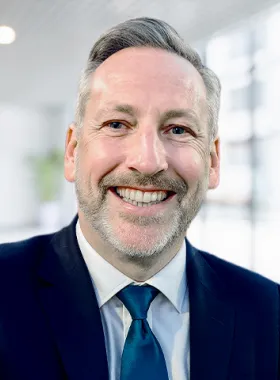 Ainsley Ward professional photo